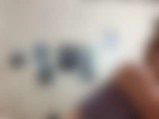 Live cam show with AdrieneFrock - Granny on Big Tits