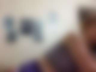 Live cam show with AdrieneFrock - Body Massage on xfollow cams