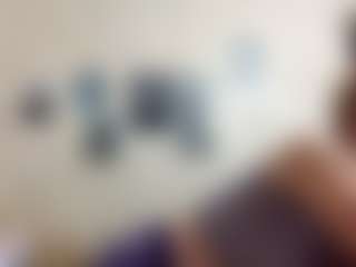 Live cam show with AdrieneFrock - Small Tits on LiveSexCams6