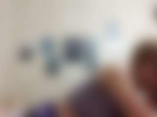 Live cam show with AdrieneFrock - Facial Piercings on live18s.com