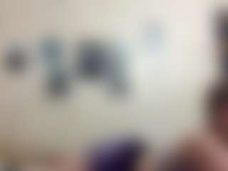 Live cam show with AdrieneFrock - Anal on madthumbs