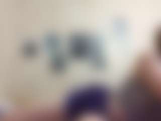 AdrieneFrock's Live Sex Cam Show