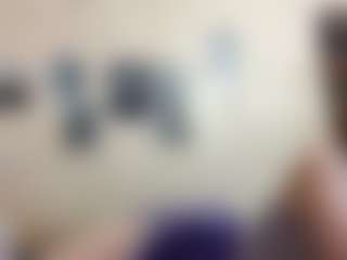 AdrieneFrock's Live Sex Cam Show