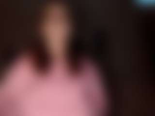 Live cam show with AdrieneFrock - Sexy on Camiplay Live
