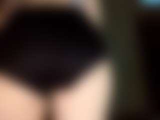 Live cam show with AdrieneFrock - Granny Blonde Hair on CSO-WL
