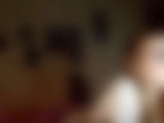 Live cam show with AdrieneFrock - Granny Latina on TastyBlacksLive