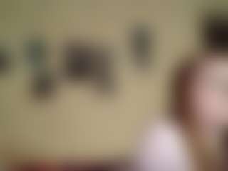 Live cam show with AdrieneFrock - Hairy Pussy on sexylive.show