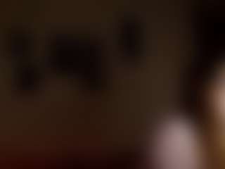 Live cam show with AdrieneFrock - Average on live.xheat.ai