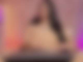 Live cam show with cyrus-tay - Big Balls on Camsoda
