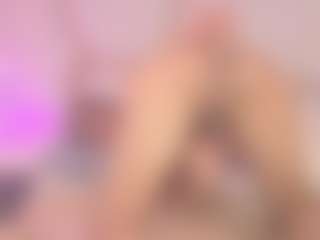 Live cam show with cyrus-tay - Tiny Tits on LiveSexCams6