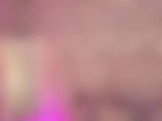 Live cam show with cyrus-tay - Flat Chested on Uber Horny