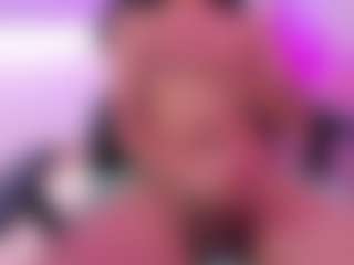 Live cam show with damian-tay - Muscular on Gym Cam Girls