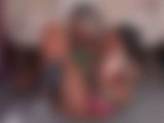 emmabestsquirt's Live Sex Cam Show