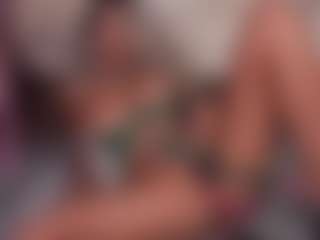emmabestsquirt's Live Sex Cam Show