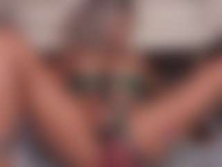 emmabestsquirt's Live Sex Cam Show