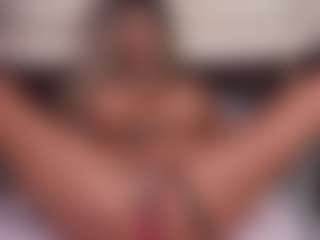 emmabestsquirt's Live Sex Cam Show