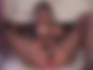 emmabestsquirt's Live Sex Cam Show