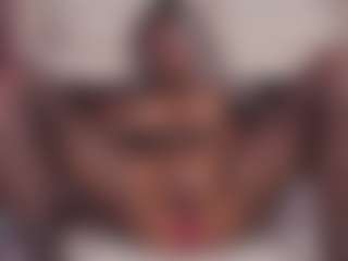 emmabestsquirt's Live Sex Cam Show