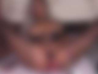 emmabestsquirt's Live Sex Cam Show