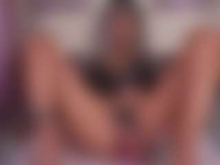 emmabestsquirt's Live Sex Cam Show