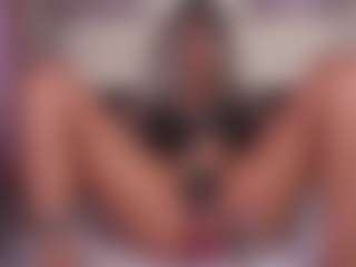 emmabestsquirt's Live Sex Cam Show