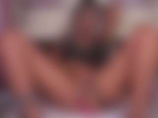 emmabestsquirt's Live Sex Cam Show