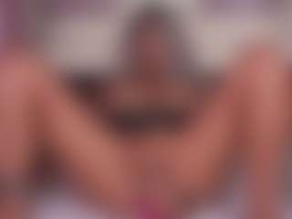 emmabestsquirt's Live Sex Cam Show
