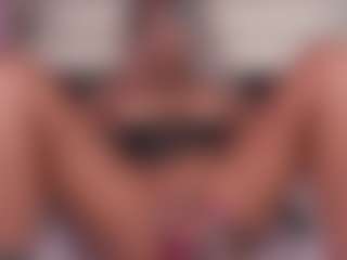 emmabestsquirt's Live Sex Cam Show