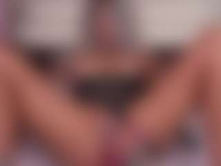 emmabestsquirt's Live Sex Cam Show