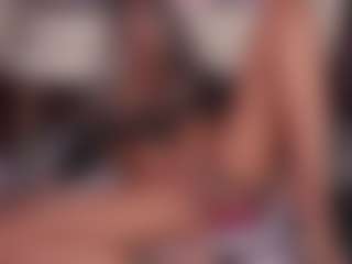 emmabestsquirt's Live Sex Cam Show