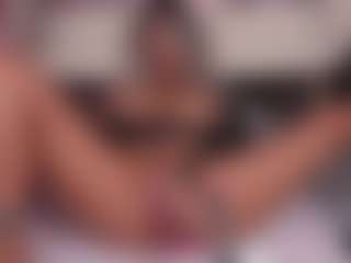 emmabestsquirt's Live Sex Cam Show