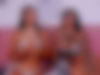 Ivy y Luna's Live Sex Cam Show