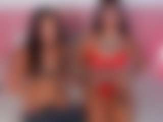 Live cam show with Ivy y Luna - Skinny on Camming Site