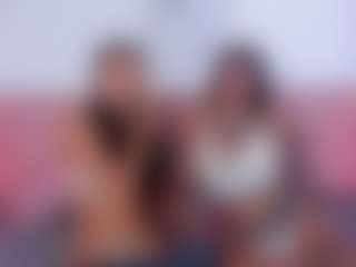 Live cam show with Ivy y Luna - Blowjob on Chatstar