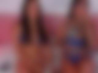 Live cam show with Ivy y Luna - Cum on Camsoda