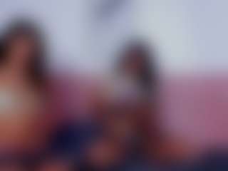 Live cam show with Ivy y Luna - Gape on Dolls Live