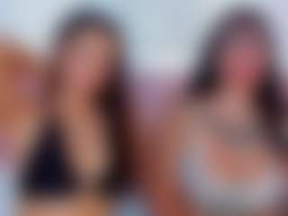 Live cam show with Ivy y Luna - Brown Eyes on camgirlchat.live