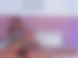 Live cam show with Ivy y Luna - Skinny on Streamer API