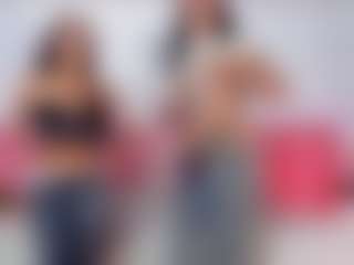 Live cam show with Ivy y Luna - No Smoking on Camsoda