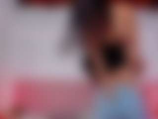 Live cam show with Ivy y Luna - Skinny on Porn Luv