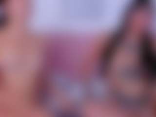 Live cam show with Ivy y Luna - Cum on Camsoda