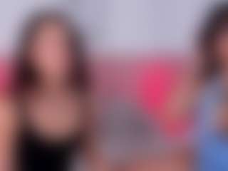 Live cam show with Ivy y Luna - Facial Piercings on Cam Slut