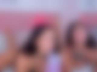 Live cam show with Ivy y Luna - Blowjob on Camsoda