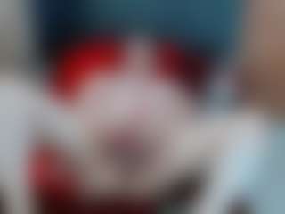 Paula113 MILF webcam performer live streaming