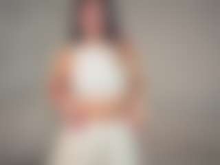 Live cam show with AleciaPoer - Brown Hair Teen (18+) on Mixed Magazine Live