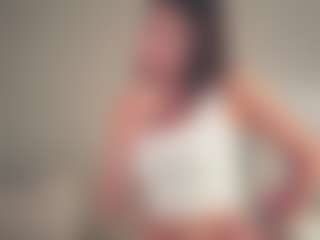 Live cam show with AleciaPoer - Fingering on livesuperchat.net
