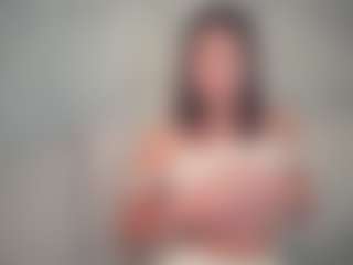 Live cam show with AleciaPoer - Skinny on slutload