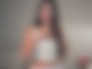 Live cam show with AleciaPoer - Skinny on SpankPalCams