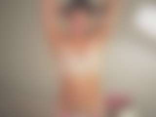 Lia's Live Sex Cam Show