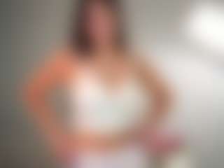 Live cam show with Lia - Ass Bouncing on Fapmatic.com